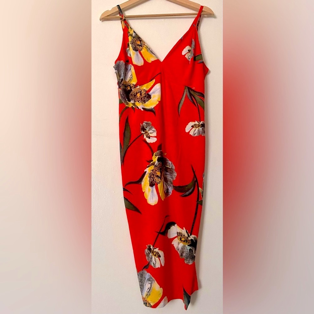 Sexy Floral Midi Bodycon Dress with Open Criss Criss Back